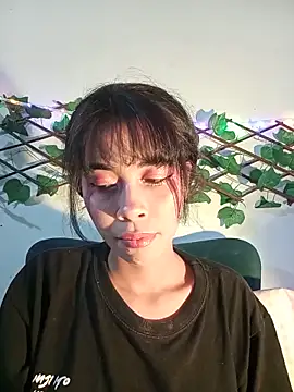 Snapshot of dolliette24 chatting on June 5, 2026, 3:44 am dolliette24 online show from June 5, 2026, 3:44 am