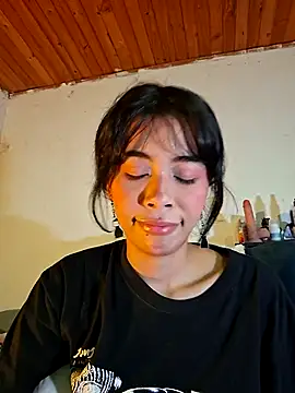 dolliette24 online show from July 11, 2026, 4:02 am