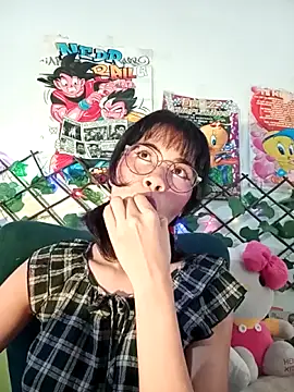 Snapshot of dolliette24 chatting on May 8, 2026, 4:27 am dolliette24 online show from May 8, 2026, 4:27 am