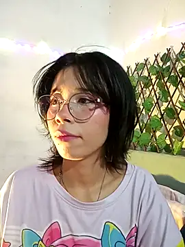 dolliette24 online show from January 9, 2026, 8:27 pm