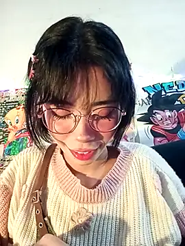 Snapshot of dolliette24 chatting on March 4, 2026, 5:48 am dolliette24 online show from March 4, 2026, 5:48 am