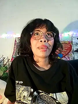 Snapshot of dolliette24 chatting on March 2, 2026, 5:08 am dolliette24 online show from March 2, 2026, 5:08 am