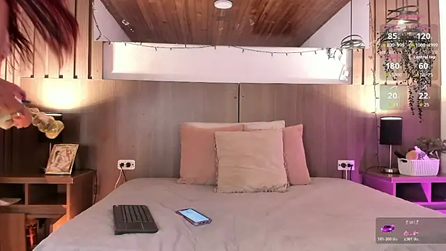 Violet carson online show from February 3, 2026, 12:43 pm