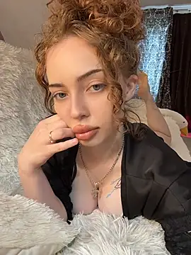 Snapshot of Hannah_xBaby chatting on June 8, 2026, 11:00 am Hannah xBaby online show from June 8, 2026, 11:00 am