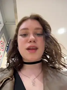 lucy-joy online show from March 27, 2026, 9:21 am