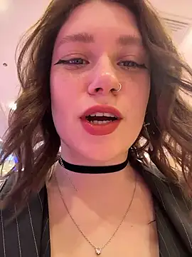 Snapshot of lucy-joy chatting on January 16, 2026, 8:29 am lucy-joy online show from January 16, 2026, 8:29 am