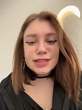 Snapshot of lucy-joy chatting on February 7, 2026, 11:29 am lucy-joy online show from February 7, 2026, 11:29 am