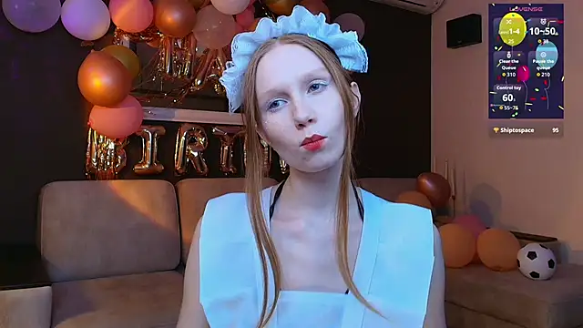 FoxyMira online show from June 16, 2026, 6:41 pm