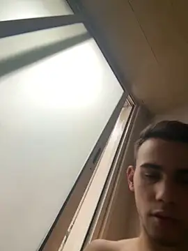 Romanalegre online show from October 20, 2025, 11:44 am