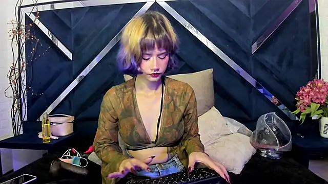 barbieambar online show from July 12, 2026, 3:13 pm