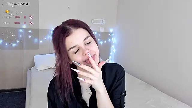 Infinity Ti online show from February 8, 2026, 1:47 am