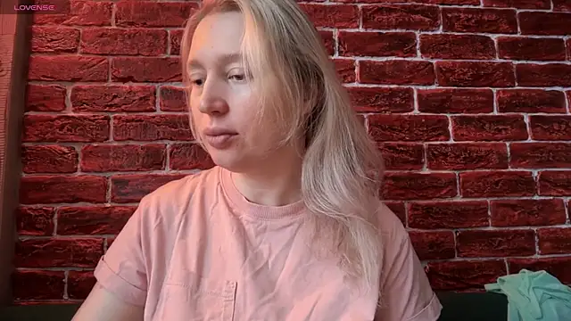 CitrusBlissss online show from November 13, 2025, 2:26 am