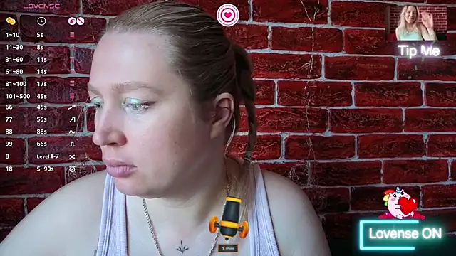 CitrusBlissss online show from May 15, 2026, 2:09 am