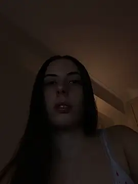 Snapshot of very_licious chatting on November 21, 2025, 8:30 pm very licious online show from November 21, 2025, 8:30 pm