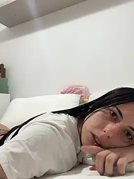 very licious online show from February 14, 2026, 9:15 pm