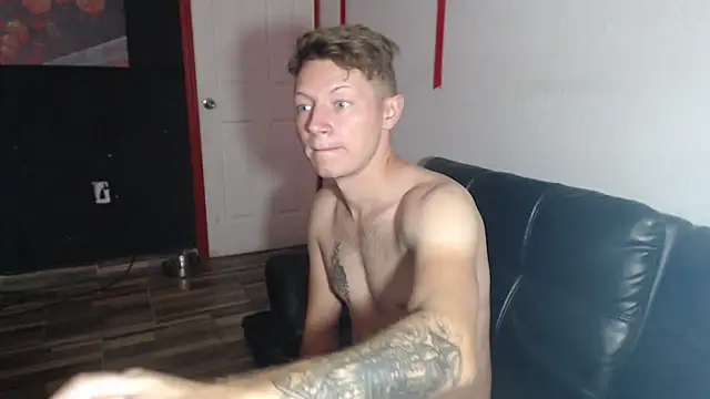 Snapshot of BlondZilla chatting on May 16, 2026, 9:14 pm BlondZilla online show from May 16, 2026, 9:14 pm