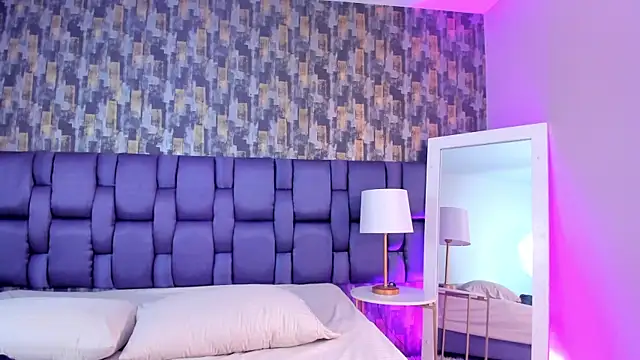 VeraBlazze online show from January 14, 2026, 1:37 pm