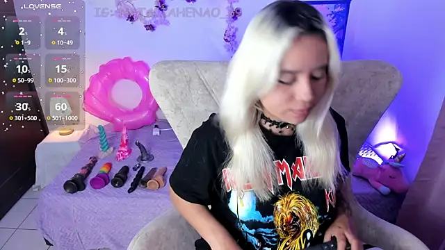 Snapshot of Nataliahenao69 chatting on May 7, 2026, 12:15 am Nataliahenao69 online show from May 7, 2026, 12:15 am