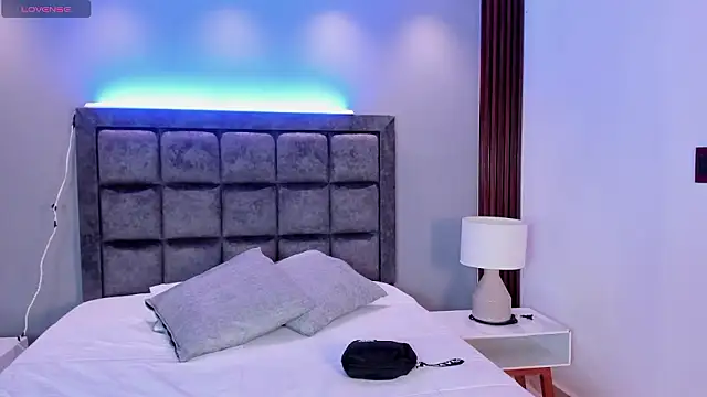 AidaJones online show from February 14, 2026, 12:38 pm