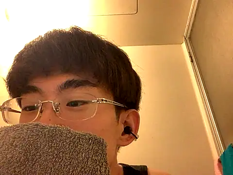 kurusu46 online show from November 9, 2025, 12:42 pm