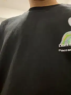 ErosVale online show from November 26, 2025, 6:24 am