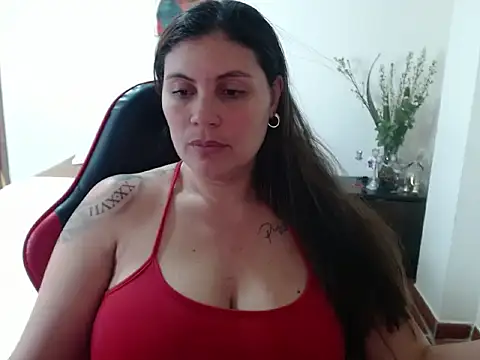 Secret Bella online show from October 5, 2025, 1:46 pm