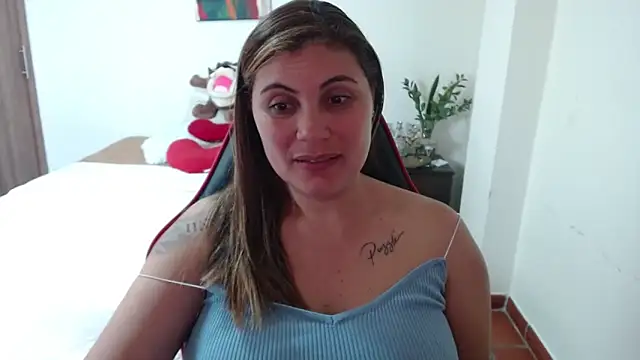 Secret Bella online show from November 29, 2025, 12:38 pm