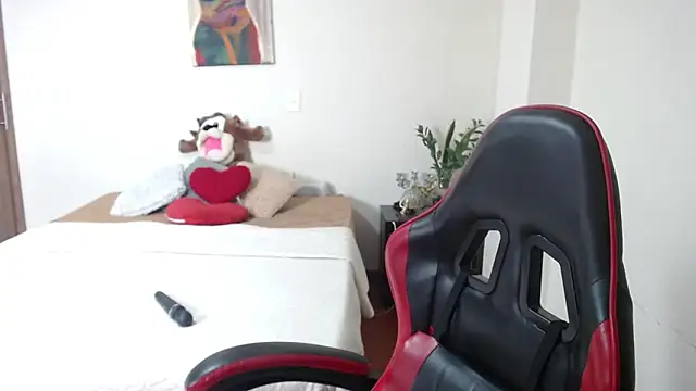 Secret Bella online show from November 27, 2025, 11:32 am