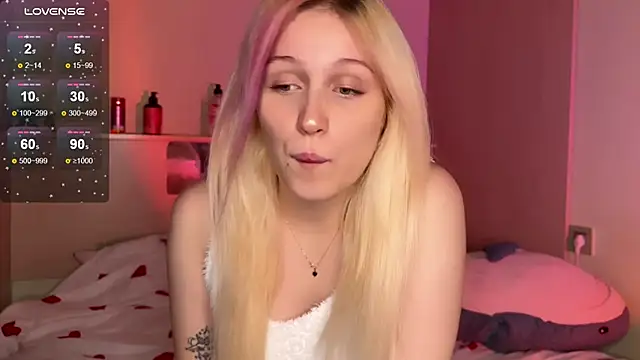 Snapshot of _Annabel_Myr_ chatting on October 26, 2025, 11:10 am Annabel Myr online show from October 26, 2025, 11:10 am