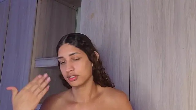 candice777 online show from February 24, 2026, 1:01 pm