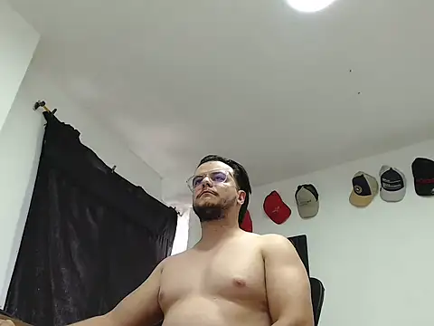 Snapshot of cloudsxxx chatting on February 10, 2026, 8:19 pm cloudsxxx online show from February 10, 2026, 8:19 pm