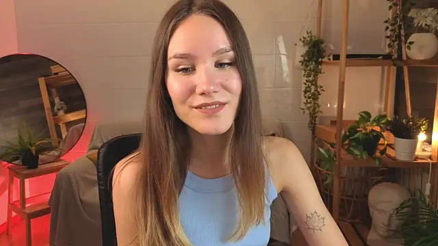 Snapshot of _Clare_Florence_ chatting on October 7, 2025, 1:34 pm  Clare Florence  online show from October 7, 2025, 1:34 pm