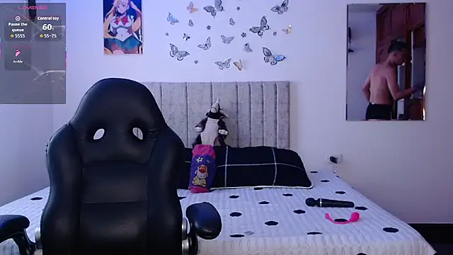 Snapshot of Ethanho0t chatting on February 11, 2026, 6:30 pm Ethanho0t online show from February 11, 2026, 6:30 pm