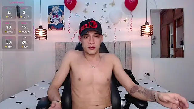 Snapshot of Ethanho0t chatting on February 24, 2026, 8:37 am Ethanho0t online show from February 24, 2026, 8:37 am