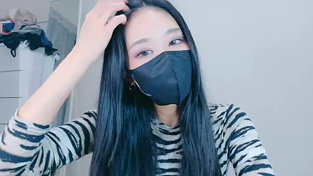 ramuchan desu online show from November 18, 2025, 12:19 pm