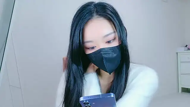 ramuchan desu online show from November 10, 2025, 2:16 am