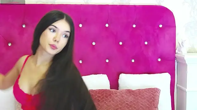 Snapshot of AlexisDevine chatting on September 10, 2025, 4:22 am AlexisDevine online show from September 10, 2025, 4:22 am