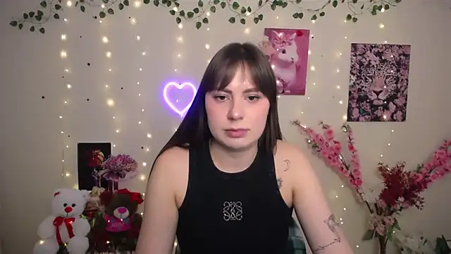 Amanda Bright  online show from May 10, 2026, 8:51 am