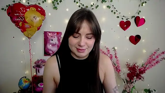 Snapshot of Amanda_Bright_ chatting on February 19, 2026, 8:11 am Amanda Bright online show from February 19, 2026, 8:11 am