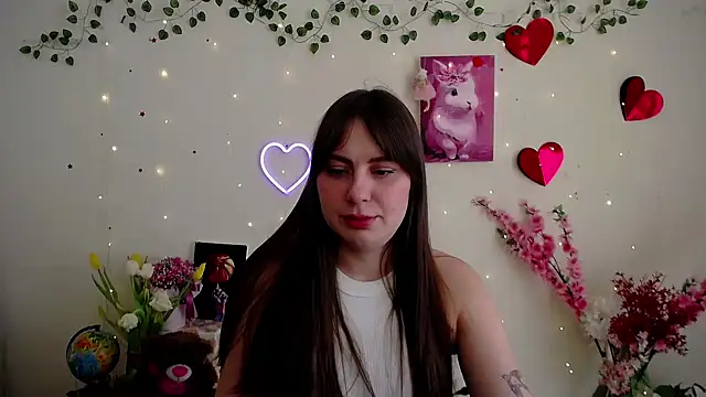 Amanda Bright  online show from March 13, 2026, 11:26 am