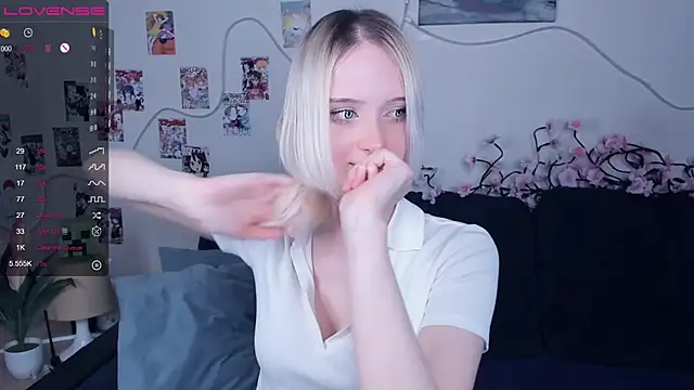 Megan--chan online show from February 20, 2026, 5:59 pm