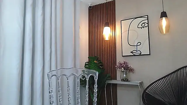 Lia Mar  online show from December 22, 2025, 6:19 pm