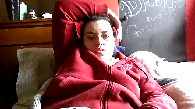 princessbr 013 online show from February 16, 2026, 8:51 pm