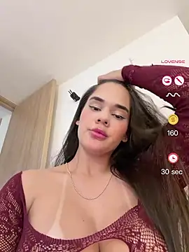 Snapshot of BellaLeclair chatting on May 29, 2026, 6:03 pm BellaLeclair online show from May 29, 2026, 6:03 pm