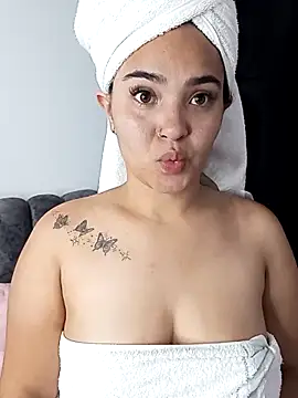 meli  brown online show from October 3, 2025, 6:48 am