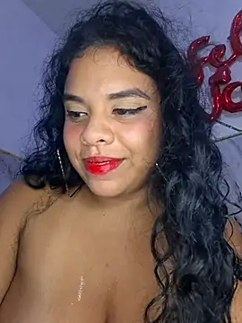 Yemaly Lee online show from April 6, 2026, 4:46 am