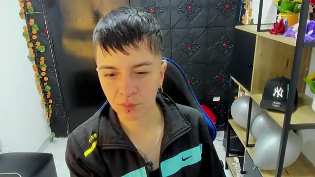  Hannah Hot online show from April 4, 2026, 2:18 am