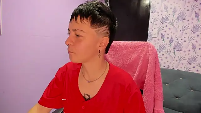  Hannah Hot online show from November 9, 2025, 2:04 am