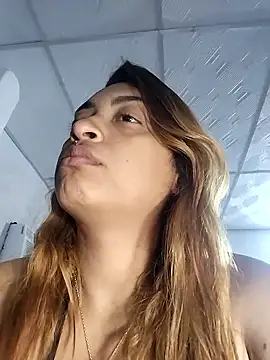 Snapshot of shanell_saenz chatting on January 15, 2026, 2:15 am shanell saenz online show from January 15, 2026, 2:15 am