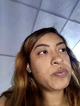 Snapshot of shanell_saenz chatting on December 21, 2025, 7:48 pm shanell saenz online show from December 21, 2025, 7:48 pm